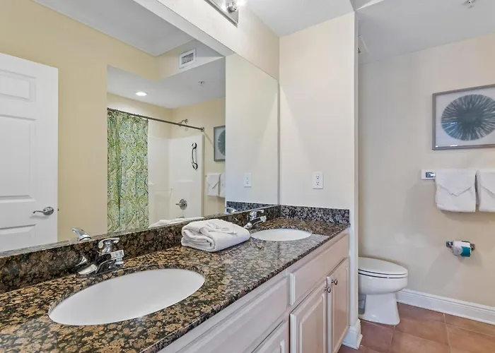 Apartment Crystal Towers By Southern Vacation